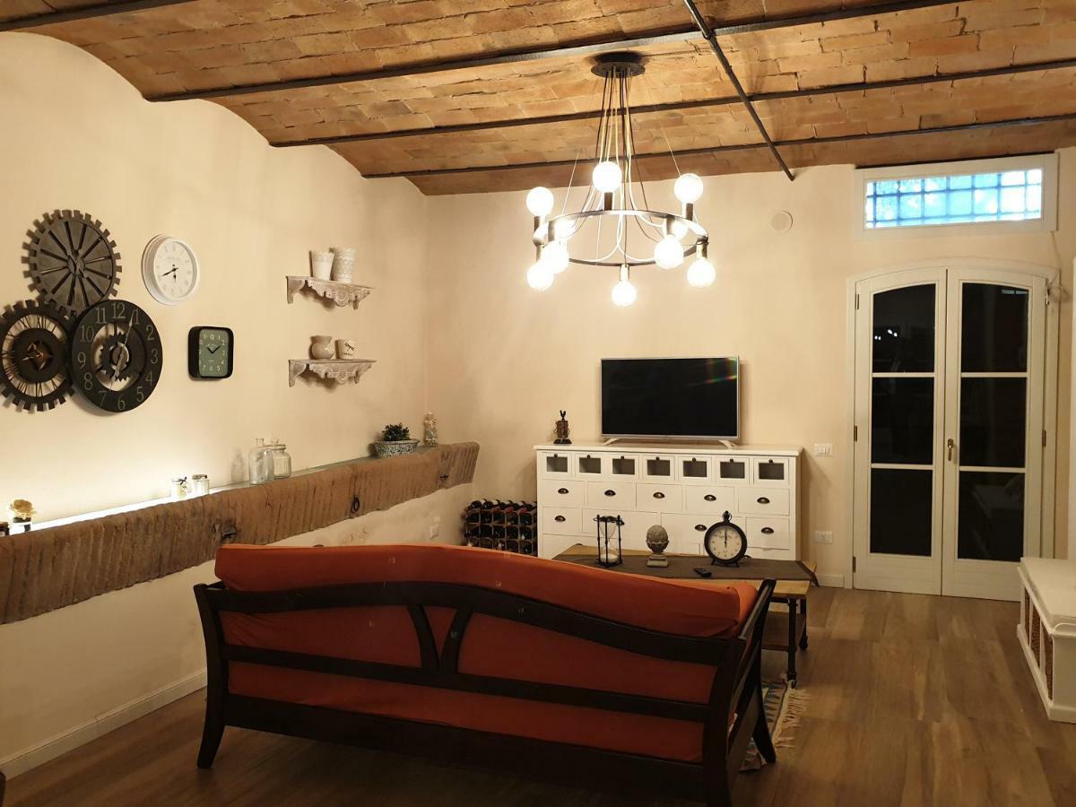 Il Leccio - Casa Toscana Il Fienile Гамбаси Терме Екстериор снимка